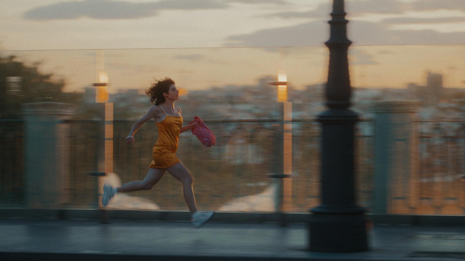 Entrevistamos a María Herrera, directora del cortometraje 'El cuento de una noche de verano', nominado a los Forqué y los Goya.
